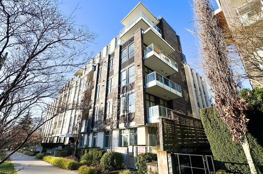 Condo for sale at 302 6733 Cambie Street Vancouver British Columbia - MLS: R3075944