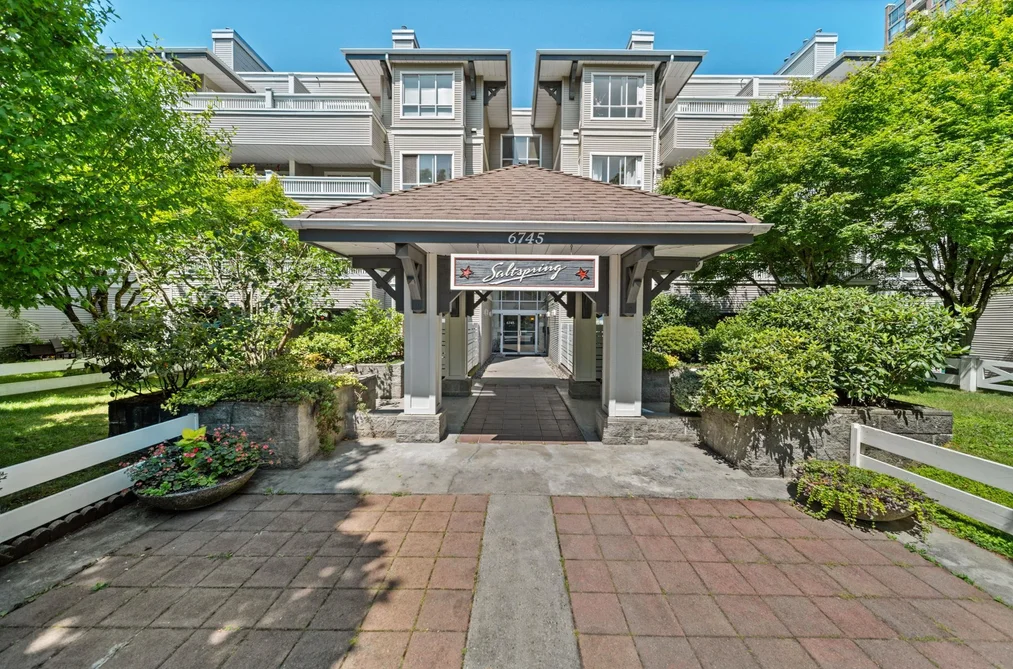 6745 Station Hill Crt Unit 302, Burnaby, BC - MLS: R3174911