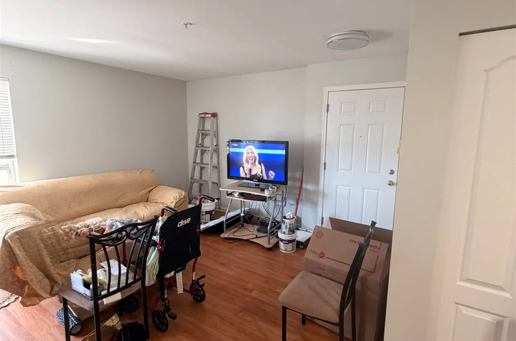 302 688 E 56TH AVENUE, Vancouver BC V5X 1R7, Vancouver BC — Residential for Sale - Photo 3