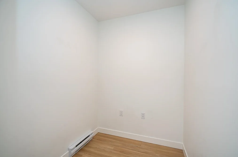 302 723 GROVER AVENUE, Coquitlam BC V3J 0L9, Coquitlam BC — Residential for Sale — Photo 18 of 40