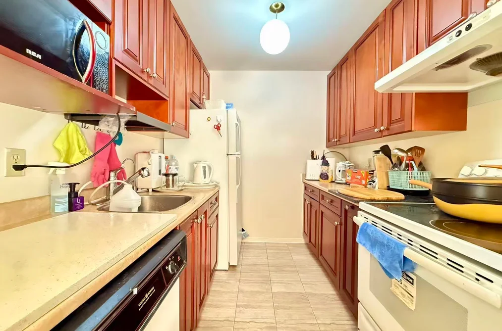 302 7260 LINDSAY ROAD, Richmond BC V7C 3M6, Richmond BC — Residential for Sale - Photo 5