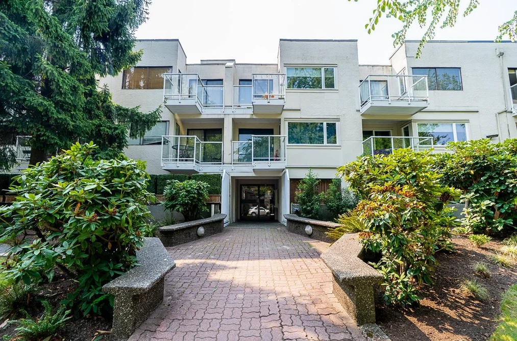 Condo for sale at 302 830 E. 7th Avenue Vancouver British Columbia - MLS: R3153712