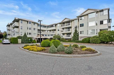 8725 Elm Dr Unit 302, Chilliwack, BC - MLS: R3176116