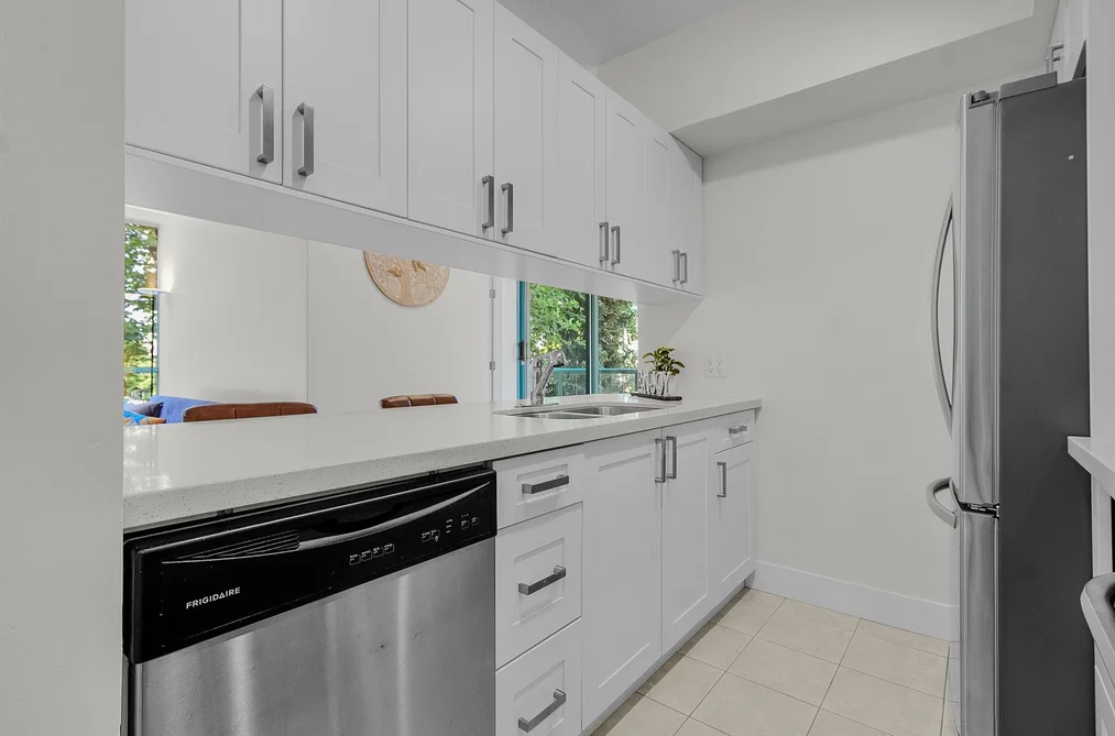 Condo for sale at 302 8871 Lansdowne Road Richmond British Columbia - MLS: R3148530