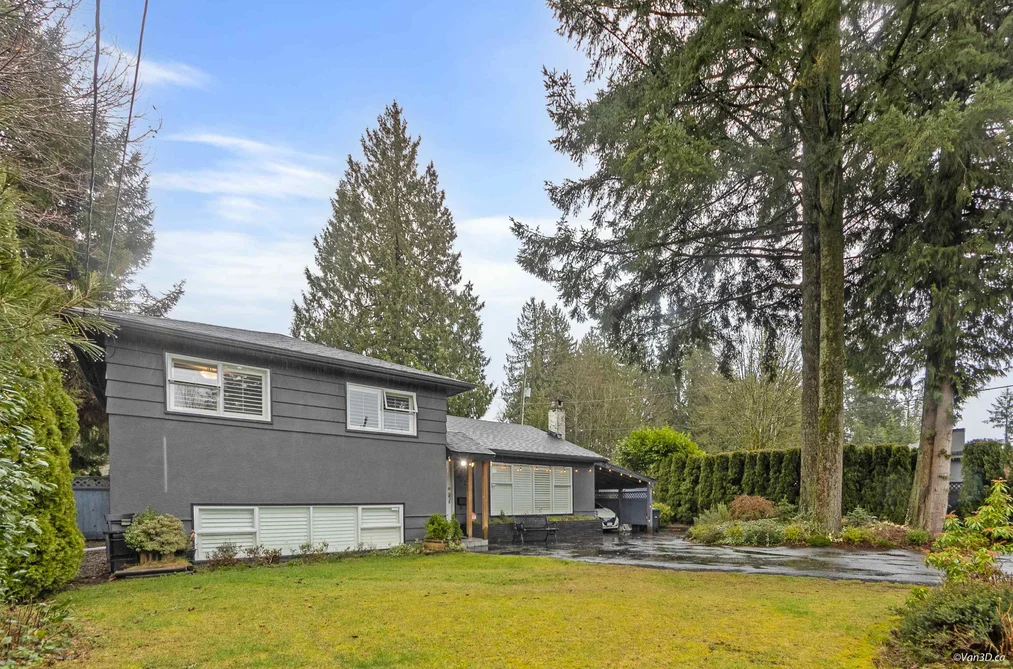 House for sale at 3020 Thorncliffe Drive North Vancouver British Columbia - MLS: R3085325