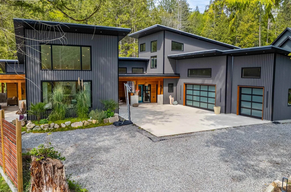 House for sale at 3022 Green Way Roberts Creek British Columbia - MLS: R3122607