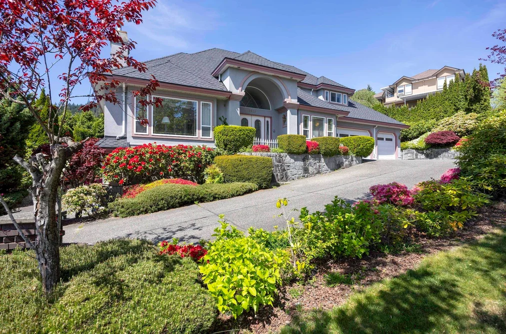 3022 PLATEAU BOULEVARD, Coquitlam BC V3E 2W7, Coquitlam BC — Residential for Sale - Photo 2