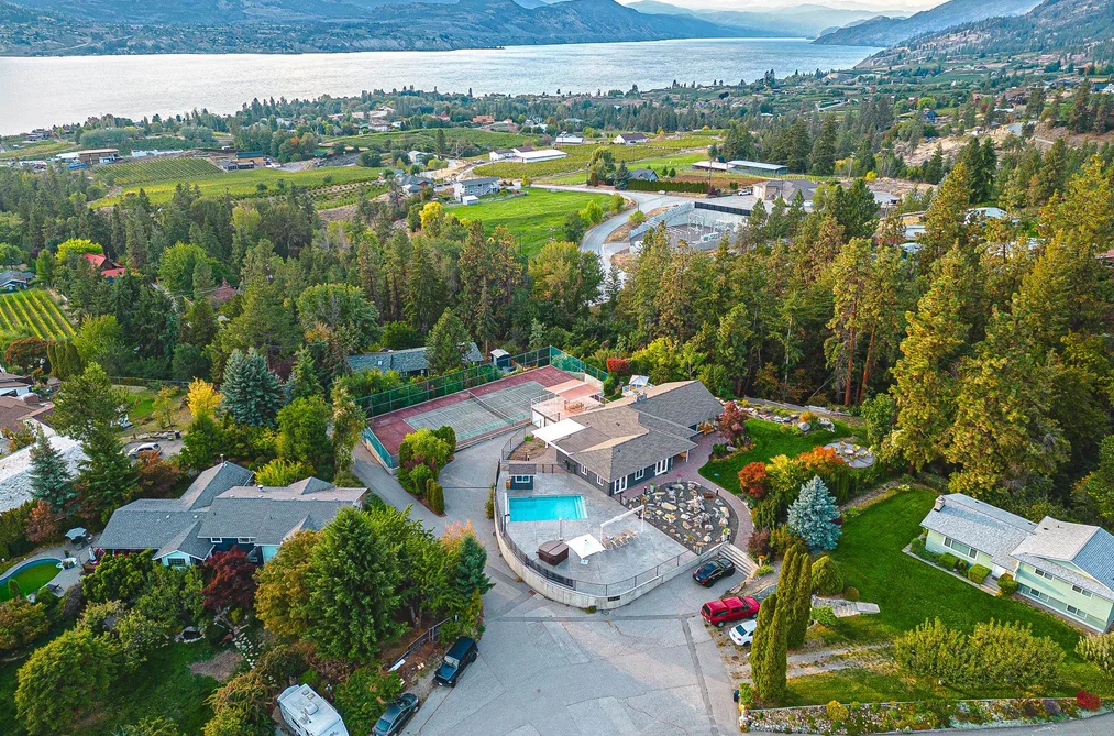 House for sale at 3029 Spruce Drive No City Value British Columbia - MLS: R3097868