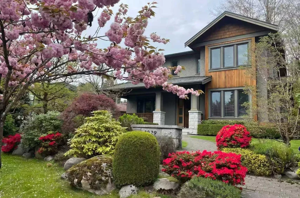 House for sale at 3029 W 45th Avenue Vancouver British Columbia - MLS: R3068526