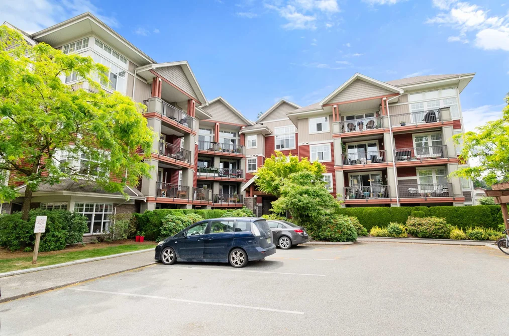 302A 45595 TAMIHI WAY, Chilliwack BC V2R 0G3, Chilliwack BC — Residential for Sale - Photo 2