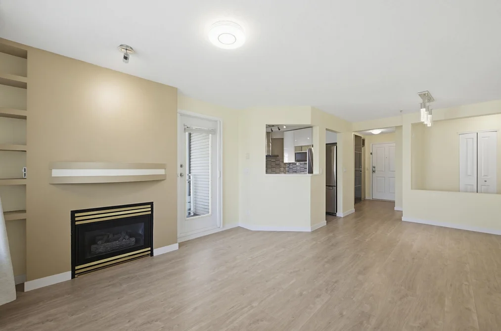 303 10186 155 STREET, Surrey BC V3R 0R6, Surrey BC — Residential for Sale - Photo 6