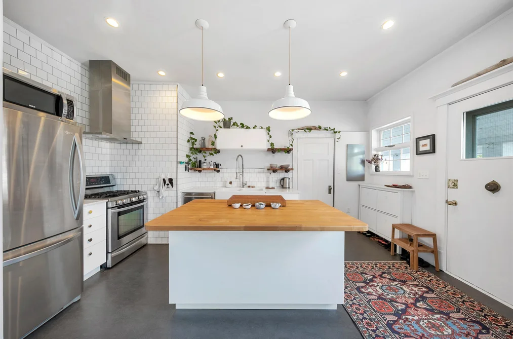 Condo for sale at 303 1131 W 11th Avenue Vancouver British Columbia - MLS: R3116746
