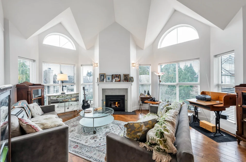 Condo for sale at 303 12088 66 Avenue Surrey British Columbia - MLS: R3107185