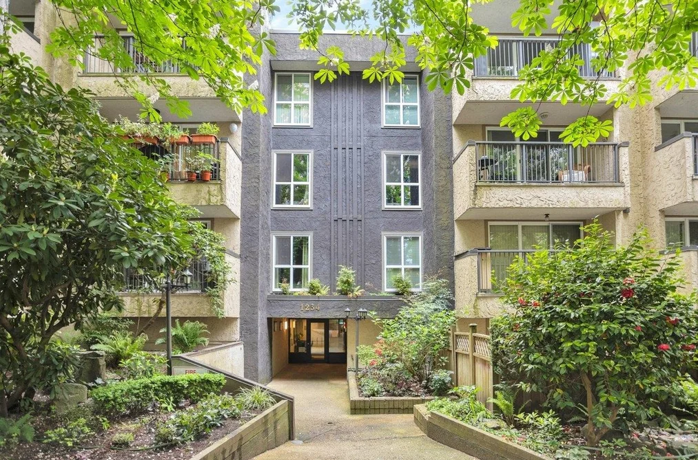 Condo for sale at 303 1234 Pendrell Street Vancouver British Columbia - MLS: R3121352