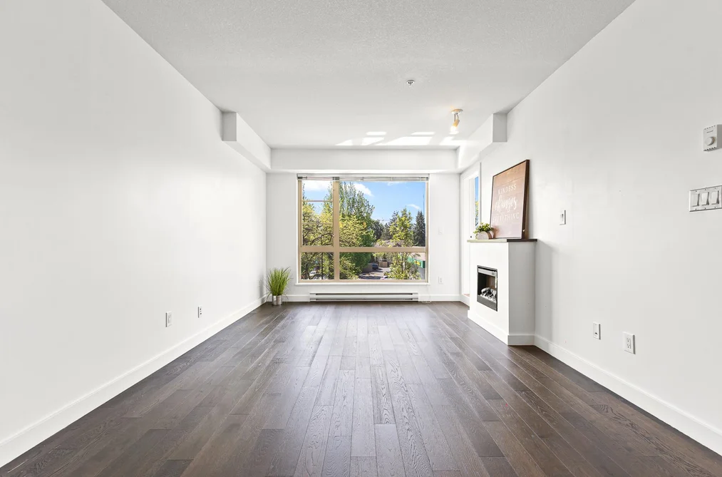 303 1330 MARINE DRIVE, North Vancouver BC V7P 1T4, North Vancouver BC — Residential for Sale - Photo 7