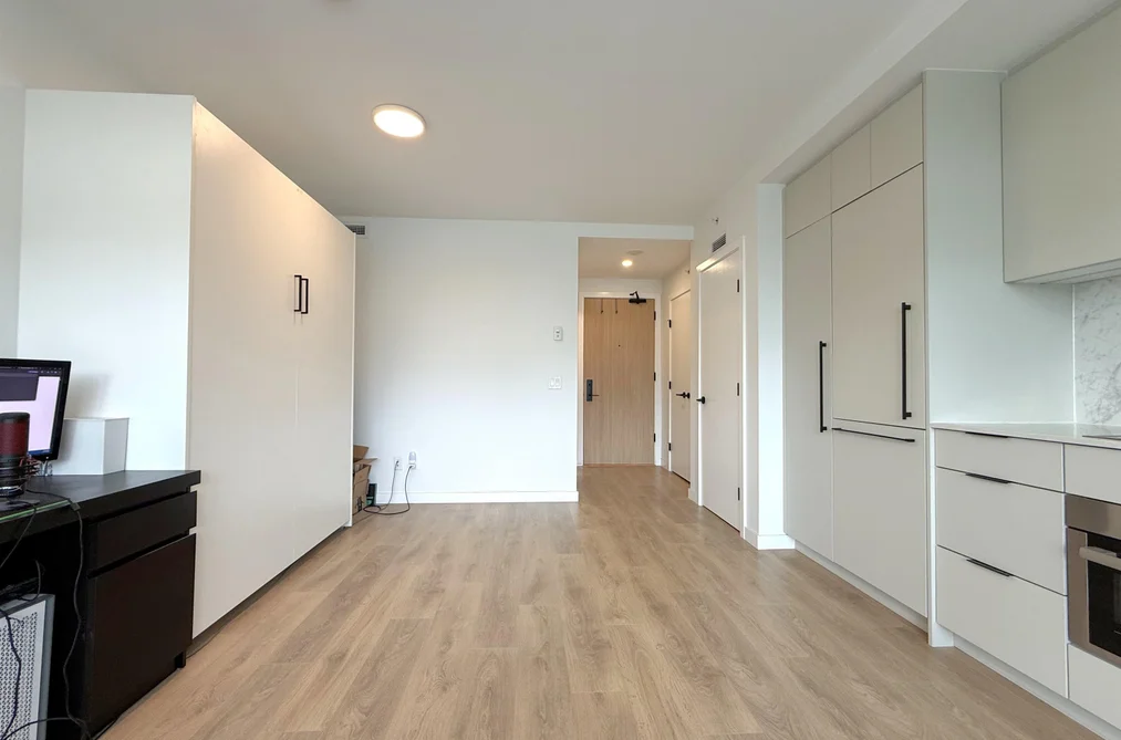 303 13685 102 AVENUE, Surrey BC V3T 0S2, Surrey BC — Residential for Sale - Photo 2