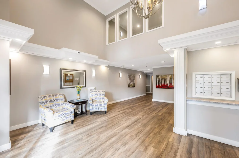 303 13870 70 AVENUE, Surrey BC V3W 0R9, Surrey BC — Residential for Sale - Photo 3