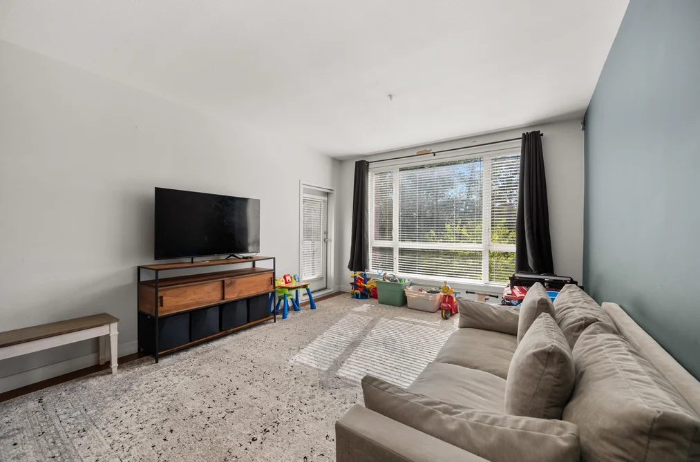 303 14333 104 AVENUE, Surrey BC V3T 0E1, Surrey BC — Residential for Sale - Photo 3