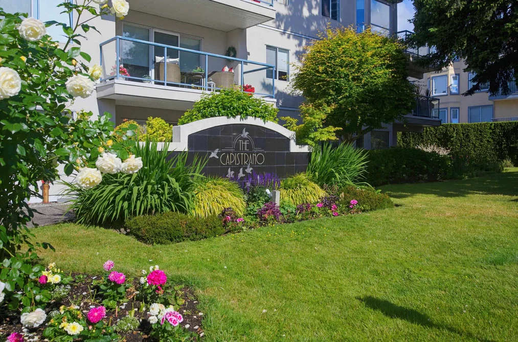 303 1441 BLACKWOOD STREET, White Rock BC V4B 3V6, White Rock BC — Residential for Sale - Photo 2