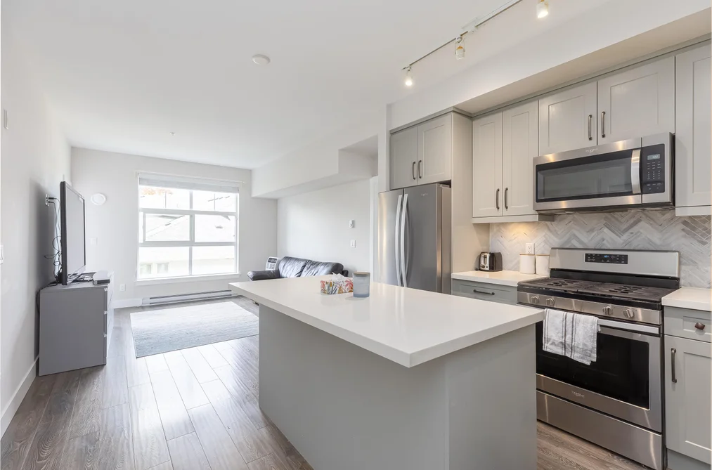 303 14605 MCDOUGALL DRIVE, Surrey BC V4P 0G7, Surrey BC — Residential for Sale - Photo 3