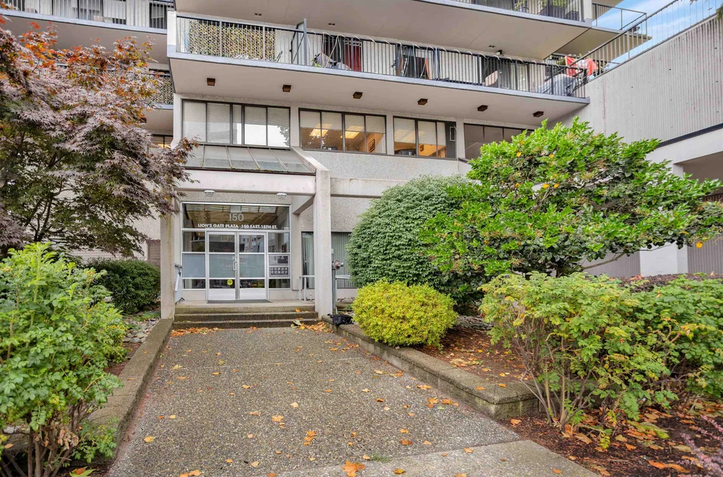 Condo for sale at 303 150 E 15th Street North Vancouver British Columbia - MLS: R3151862