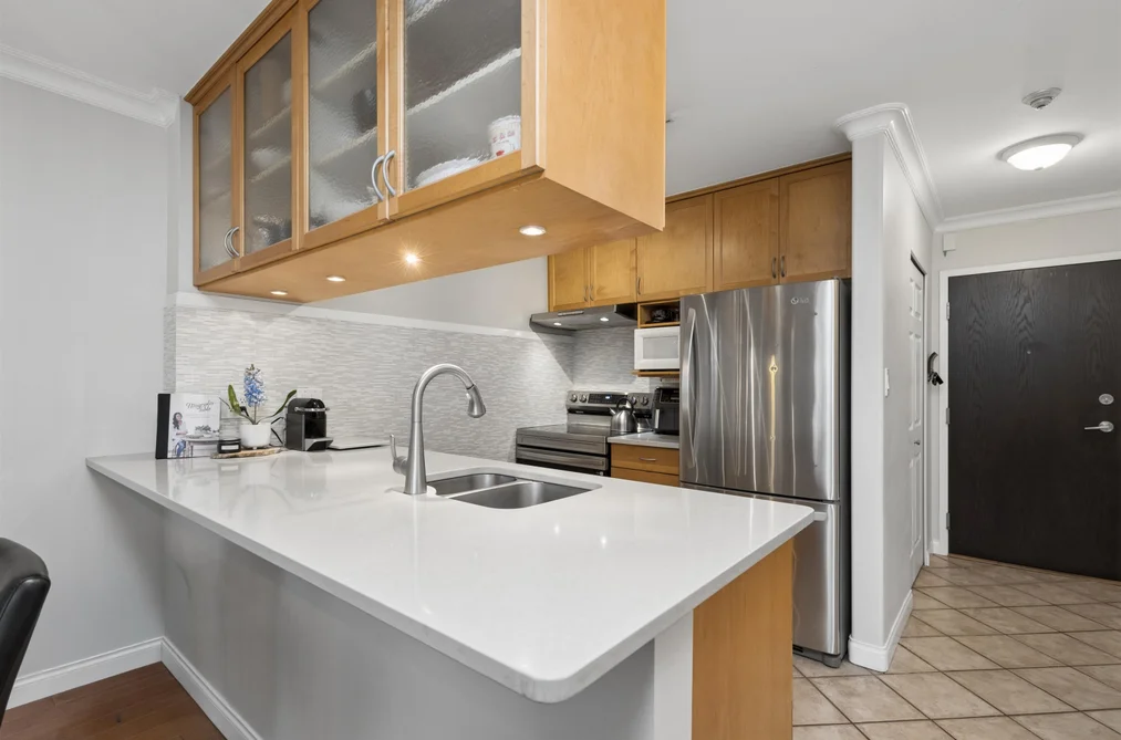 303 1508 MARINER WALK, Vancouver BC V6J 4X9, Vancouver BC — Residential for Sale - Photo 2