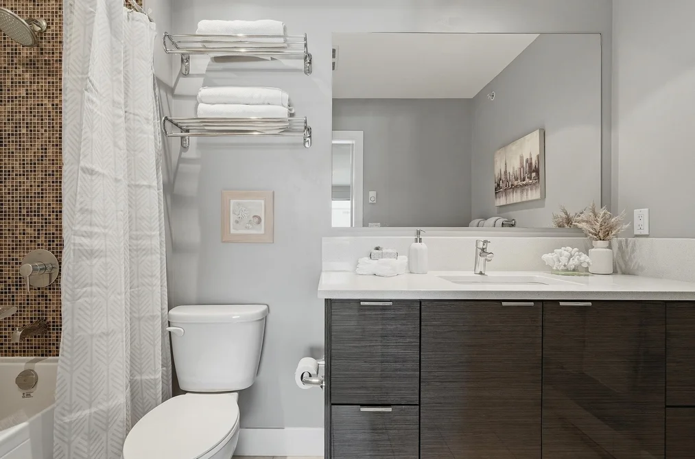 303 15747 MARINE DRIVE, White Rock BC V4B 1E4, White Rock BC — Residential for Sale — Photo 17 of 33