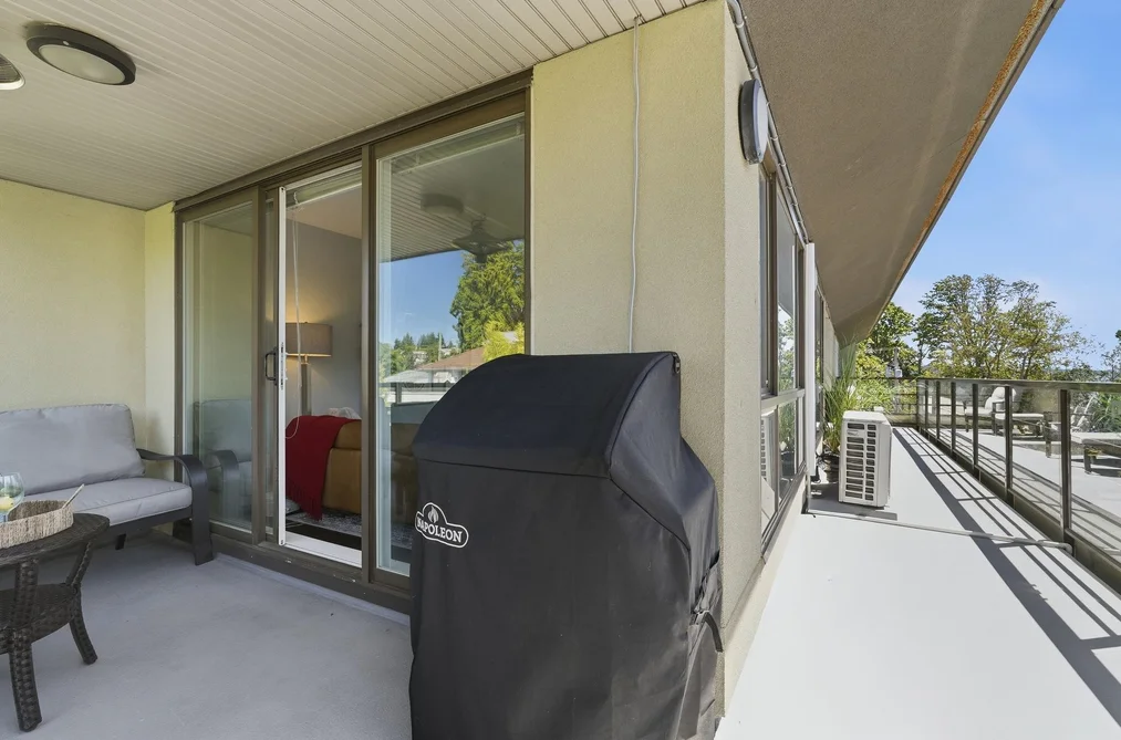 303 15747 MARINE DRIVE, White Rock BC V4B 1E4, White Rock BC — Residential for Sale — Photo 25 of 33