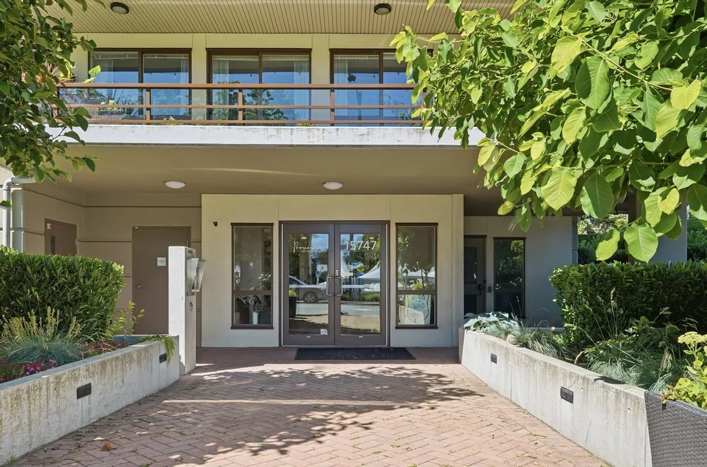 303 15747 MARINE DRIVE, White Rock BC V4B 1E4, White Rock BC — Residential for Sale — Photo 31 of 33