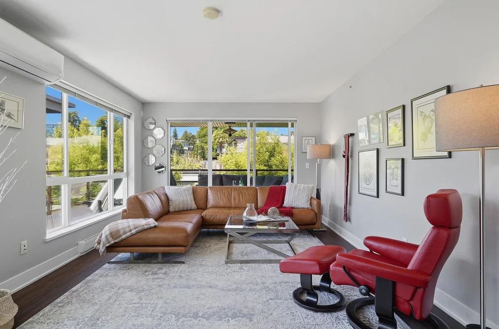 303 15747 MARINE DRIVE, White Rock BC V4B 1E4, White Rock BC — Residential for Sale — Photo 9 of 33