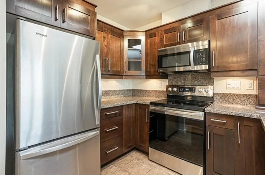 303 15777 MARINE DRIVE, White Rock BC V4B 1E5, White Rock BC — Residential for Sale - Photo 2
