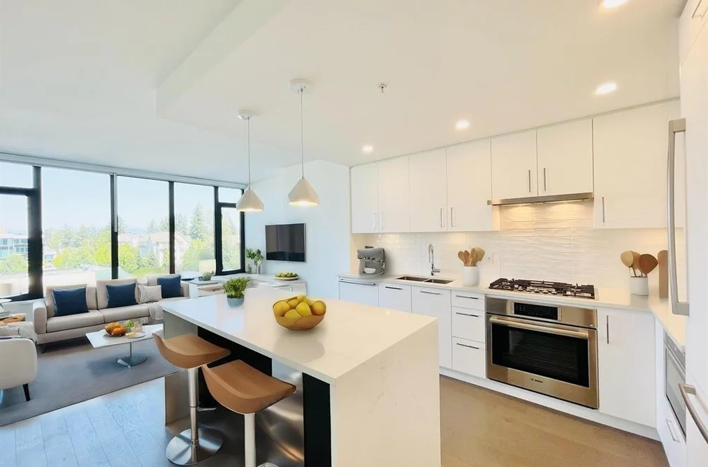Condo for sale at 303 1588 Johnston Road White Rock British Columbia - MLS: R3164294