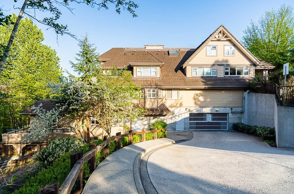 303 160 SHORELINE CIRCLE, Port Moody BC V3H 0B2, Port Moody BC — Residential for Sale - Photo 2