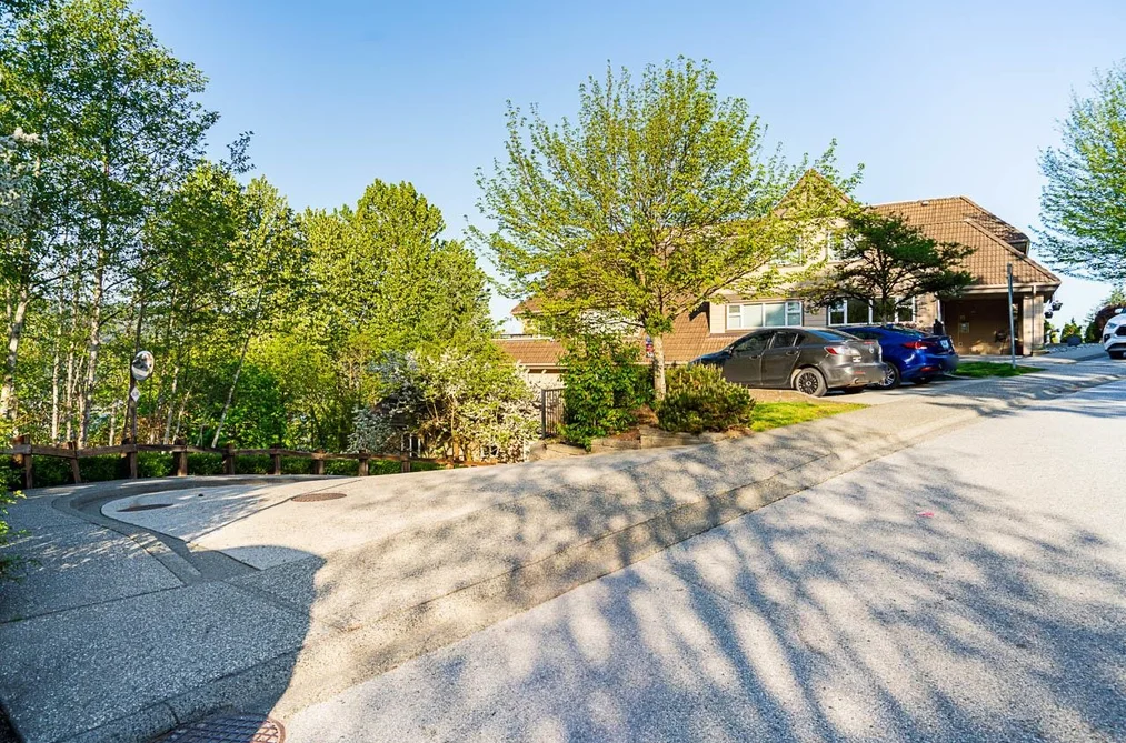 303 160 SHORELINE CIRCLE, Port Moody BC V3H 0B2, Port Moody BC — Residential for Sale - Photo 3