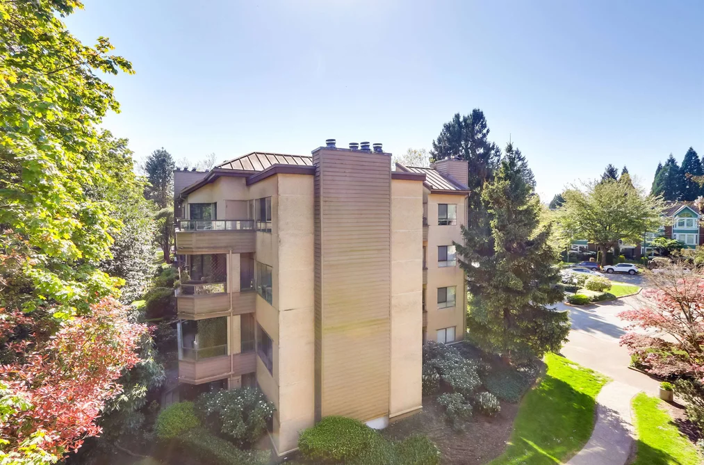 303 1690 AUGUSTA AVENUE, Burnaby BC V5A 2V6, Burnaby BC — Residential for Sale - Photo 3