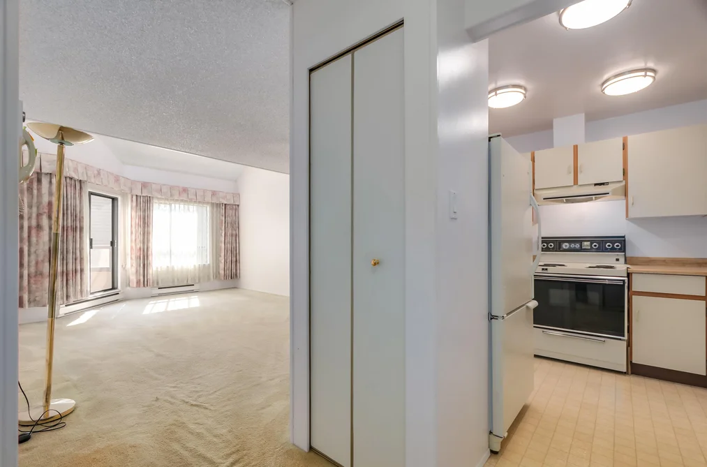 303 1690 AUGUSTA AVENUE, Burnaby BC V5A 2V6, Burnaby BC — Residential for Sale - Photo 5