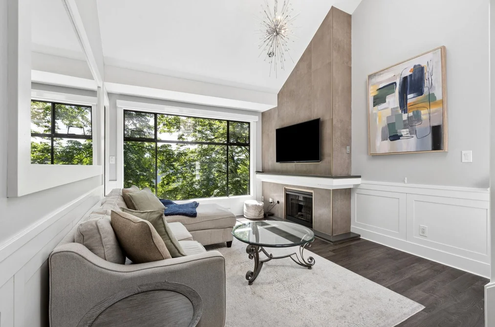 303 1702 CHESTERFIELD AVENUE, North Vancouver BC V7M 2P1, North Vancouver BC — Residential for Sale - Photo 4