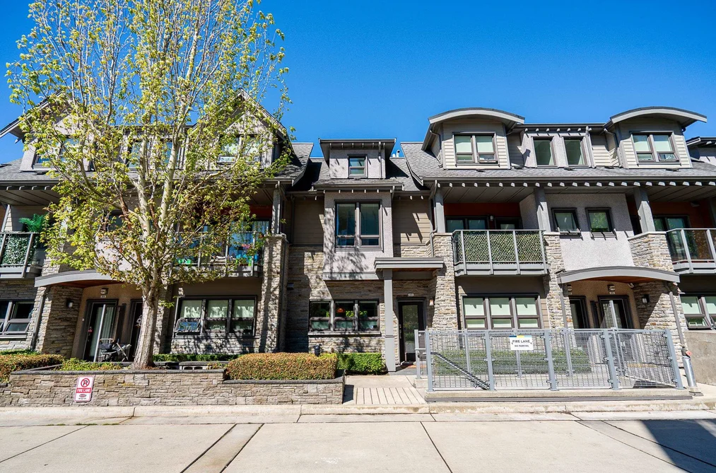 Townhouse for sale at 303 1768 55a Street Delta British Columbia - MLS: R3152333