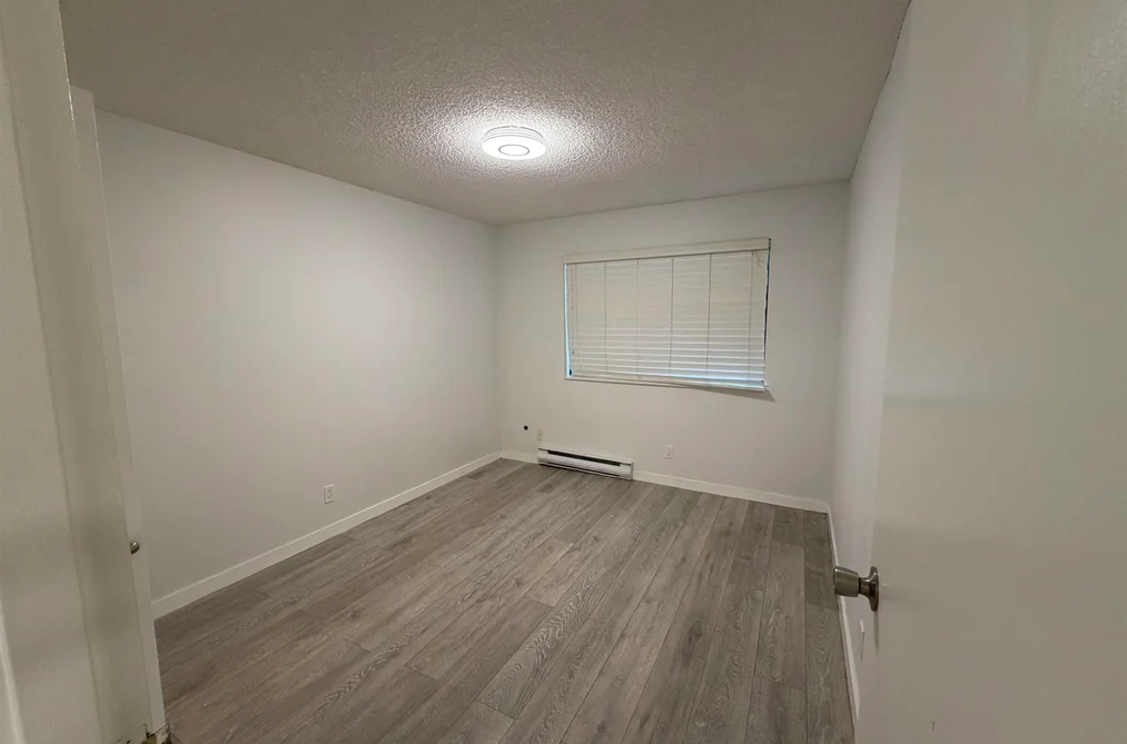 303 1948 COQUITLAM AVENUE, Port Coquitlam BC V3B 1J3, Port Coquitlam BC — Residential for Sale - Photo 6