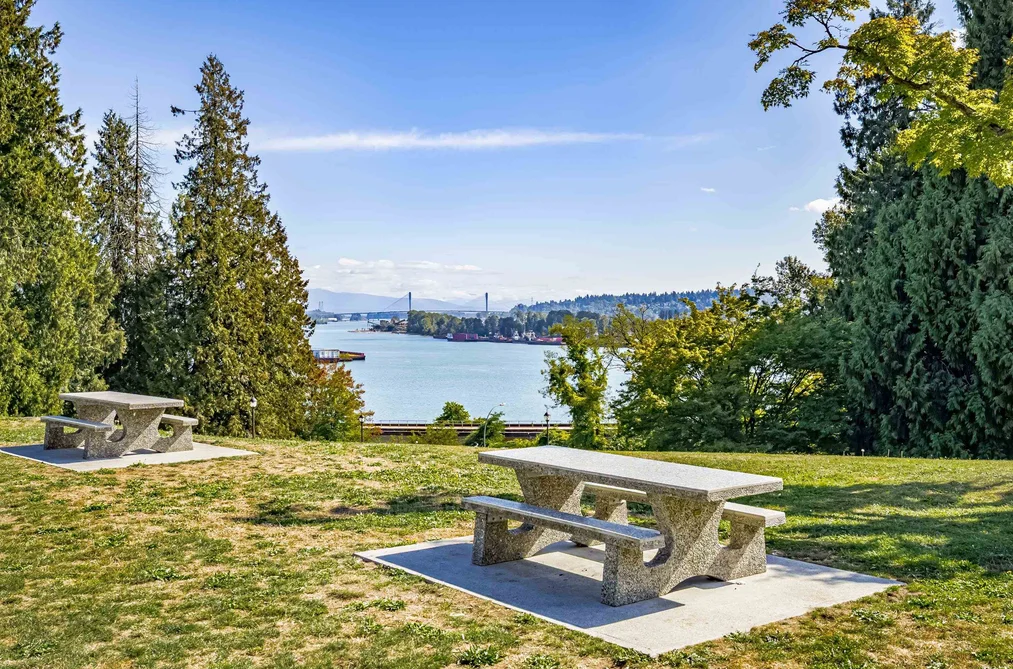 303 20 E ROYAL AVENUE, New Westminster BC V3L 0G9, New Westminster BC — Residential for Sale — Photo 40 of 40