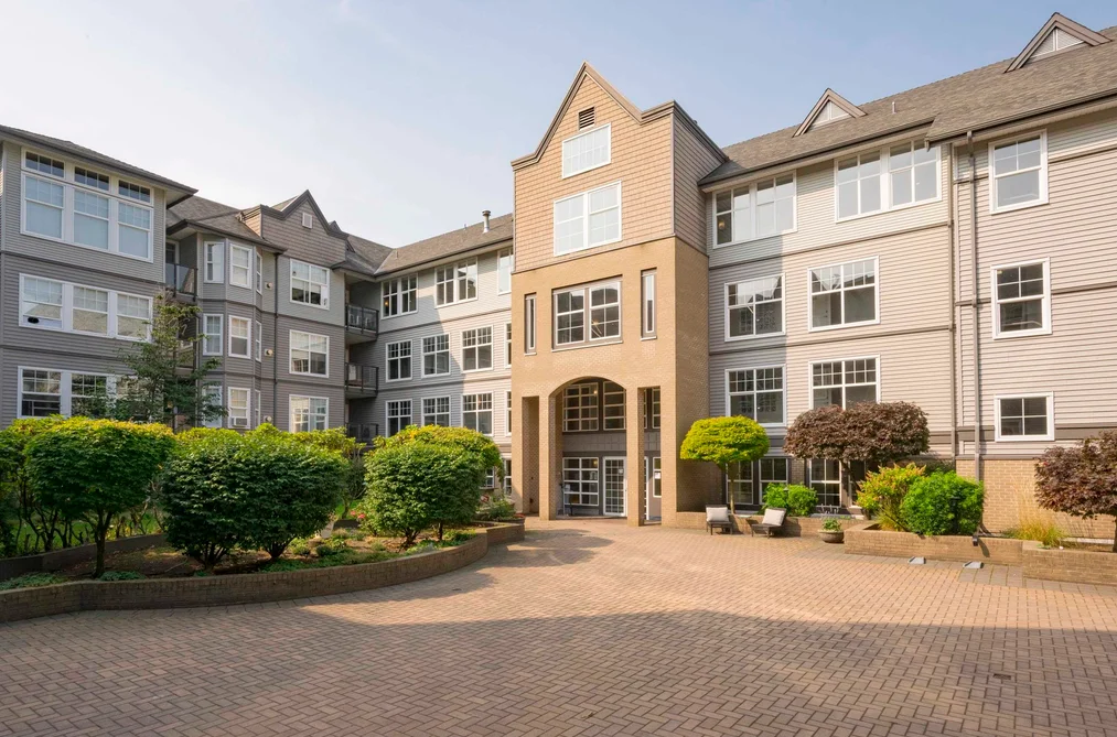 Condo for sale at 303 20200 56 Avenue Langley British Columbia - MLS: R3079693