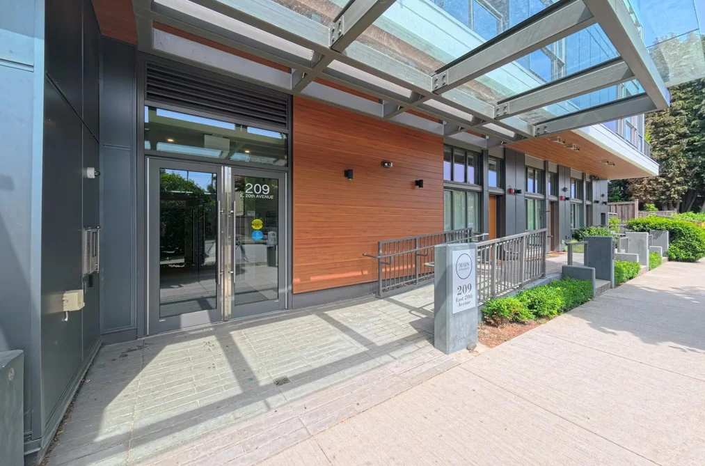 Condo for sale at 303 209 E 20th Avenue Vancouver British Columbia - MLS: R3151321