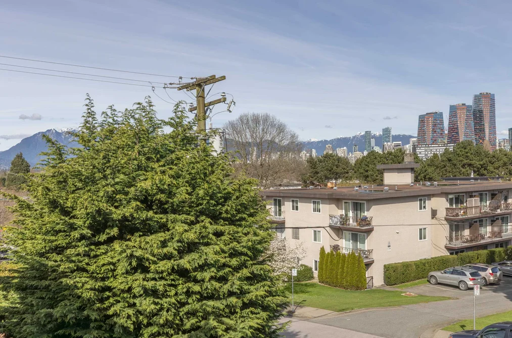 303 2125 W 2ND AVENUE, Vancouver BC V6K 1H7, Vancouver BC — Residential for Sale - Photo 4