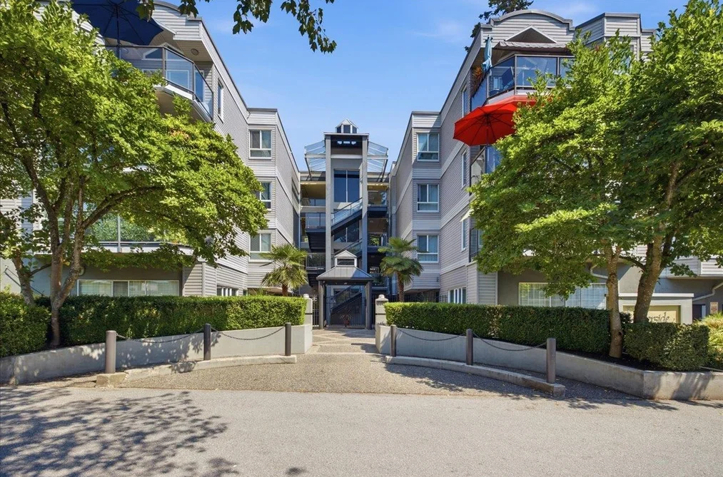 Condo for sale at 303 2250 SE Marine Drive Vancouver British Columbia - MLS: R3149470