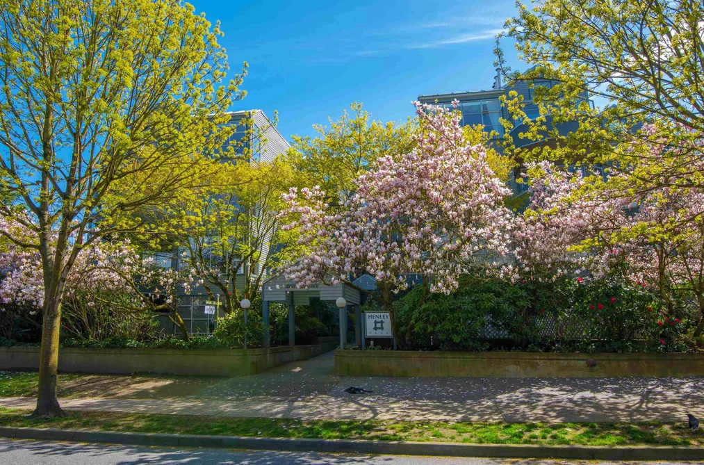 303 2250 W 3RD AVENUE, Vancouver BC V6K 1L4, Vancouver BC — Residential for Sale - Photo 2