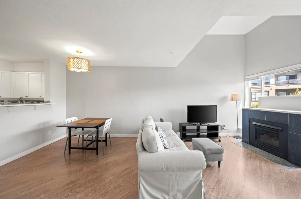 303 2429 HAWTHORNE AVENUE, Port Coquitlam BC V3C 6G6, Port Coquitlam BC — Residential for Sale - Photo 6