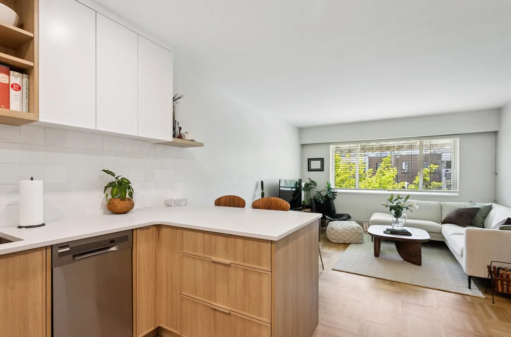 303 - 2469 Cornwall Avenue, Vancouver, BC - MLS: R3162226 - Photo 7 303 - 2469 Cornwall Avenue, Vancouver, BC - MLS: R3162226 - Photo 7