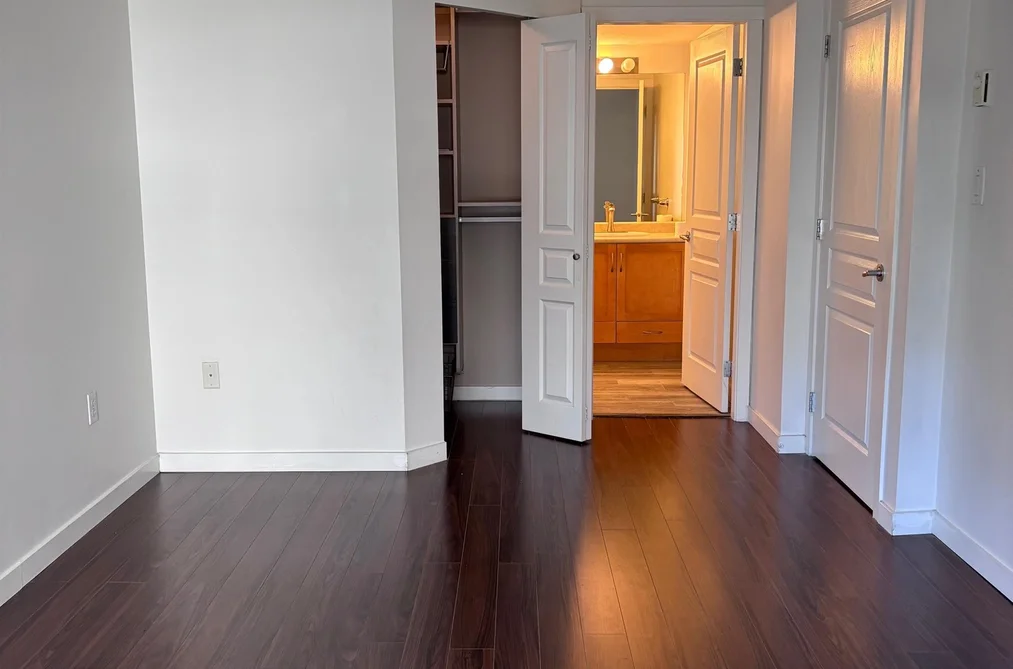 303 2958 WHISPER WAY, Coquitlam BC V3E 3S7, Coquitlam BC — Residential for Sale - Photo 3