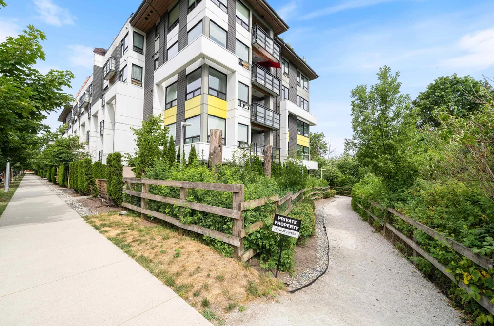 303 3038 ST GEORGE STREET, Port Moody BC V3H 0L3, Port Moody BC — Residential for Sale — Photo 28 of 33
