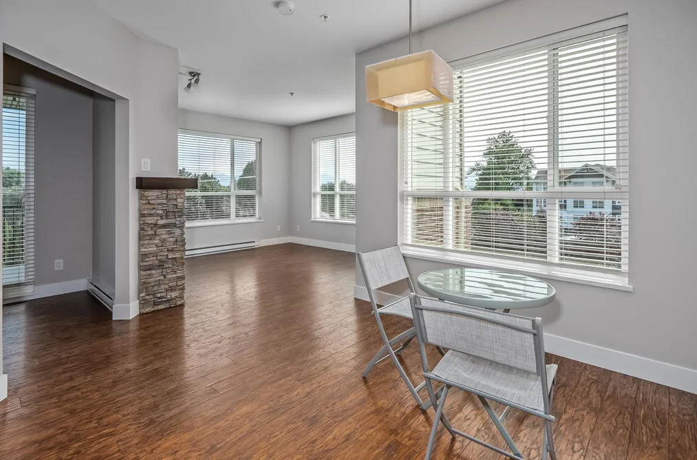 303 3192 GLADWIN ROAD, Abbotsford BC V2T 6M9, Abbotsford BC — Residential for Sale - Photo 3